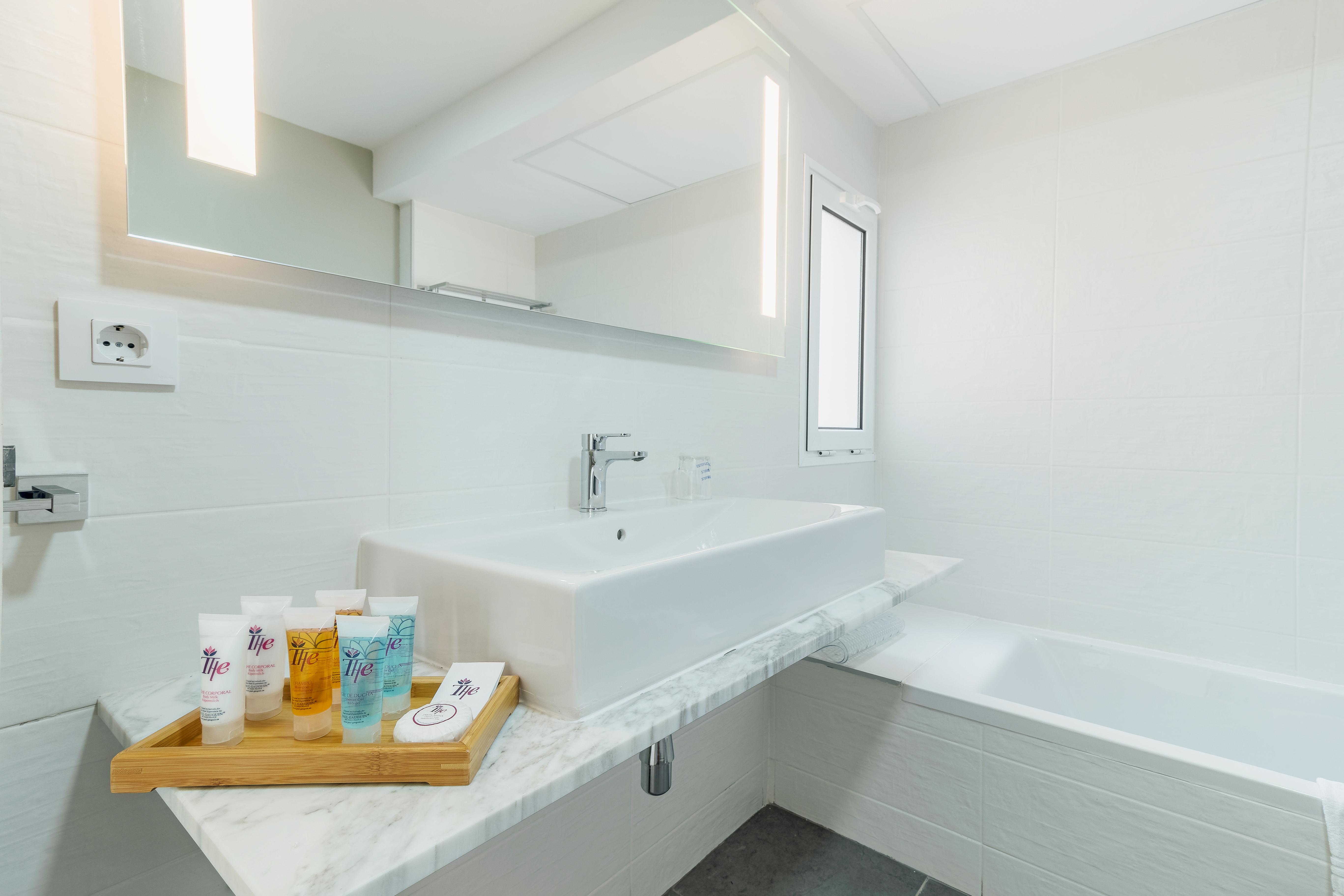 Apartamentos Livvo Koala Garden Маспаломас Екстериор снимка